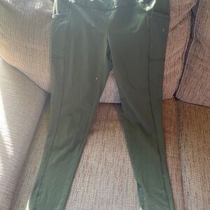 Chico's Zenergy Forest Green Pants